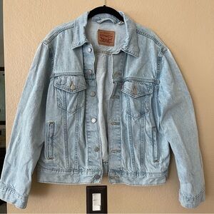 Levi's Light Wash Denim Jacket